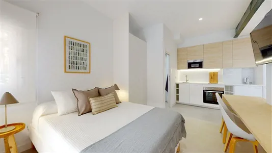 Apartments in Madrid Usera - photo 2