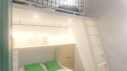 Apartments in Barcelona Eixample - photo 9