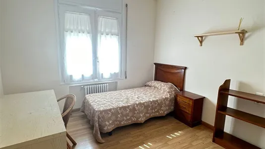 Rooms in Zaragoza - photo 8