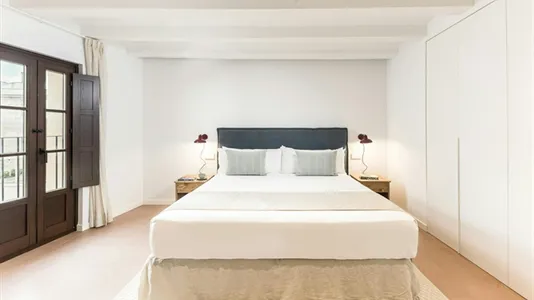 Apartments in Barcelona Ciutat Vella - photo 9