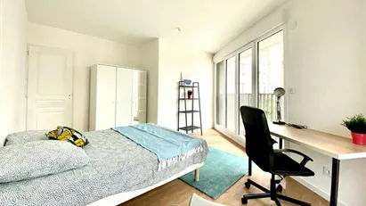 Room for rent in Nanterre, Île-de-France