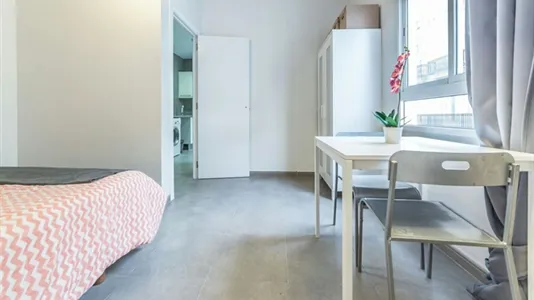 Rooms in Valencia Ciutat Vella - photo 4