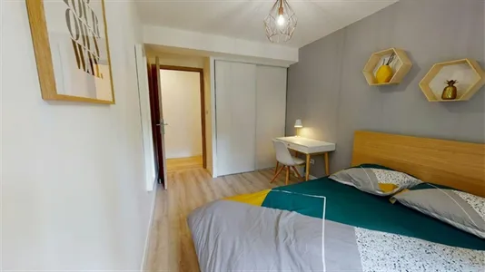 Rooms in Lyon - photo 4