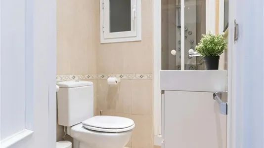 Rooms in Madrid Chamberí - photo 6