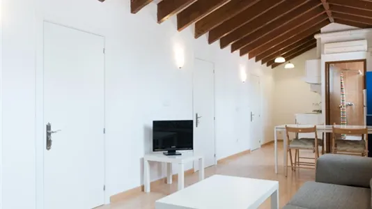 Rooms in Madrid Centro - photo 7