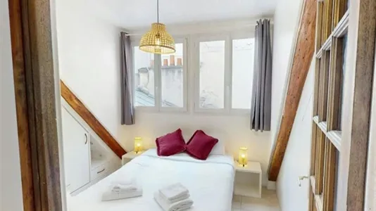 Apartments in Paris 17ème arrondissement - photo 4