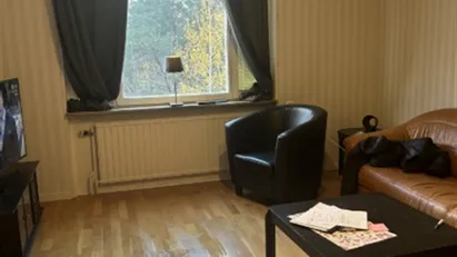 Farsta - 1rok - 6mån - 9.200kr/mån