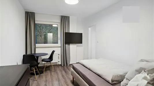 Apartments in Frankfurt West - photo 1