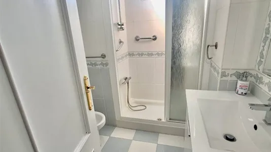 Rooms in Madrid Ciudad Lineal - photo 4