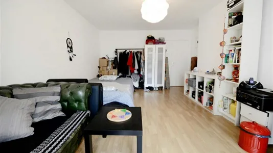 Rooms in Paris 20ème arrondissement - photo 1