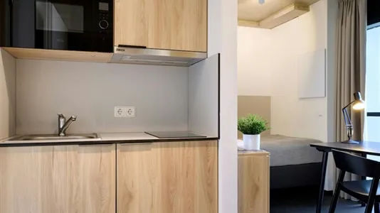 Apartments in Vienna Donaustadt - photo 4