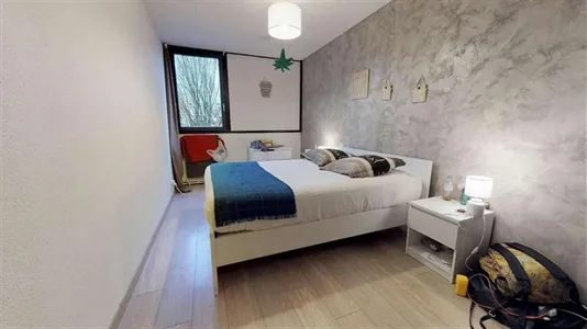 Rooms in Grenoble - photo 1