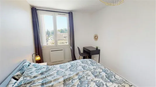 Rooms in Grenoble - photo 2