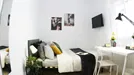 Room for rent, Madrid Latina, Madrid, Calle de Camarena