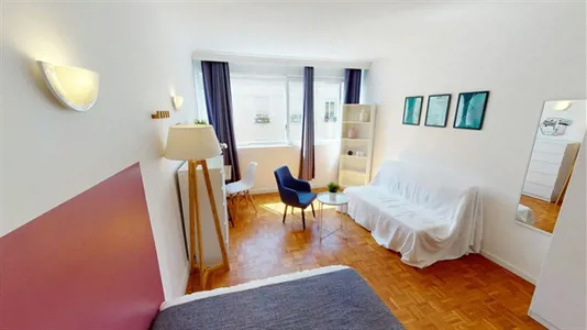 Rooms in Lyon - photo 3