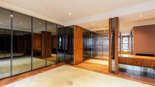 Apartments in Paris 8ème arrondissement - photo 9