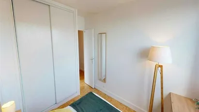 Room for rent in Nanterre, Île-de-France