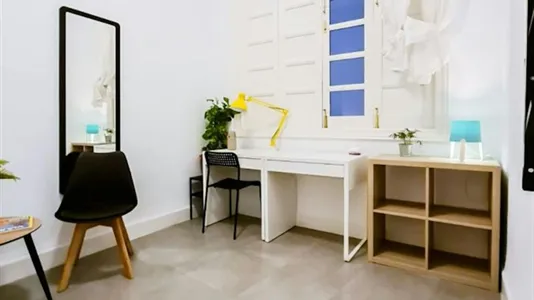 Rooms in Valencia Ciutat Vella - photo 3