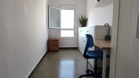 Rooms in Sabadell - photo 7
