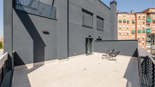 Apartments in Madrid Ciudad Lineal - photo 2