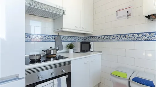 Rooms in Madrid Centro - photo 8