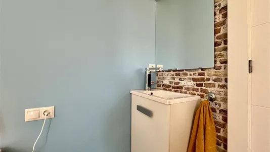 Rooms in Zaragoza - photo 4