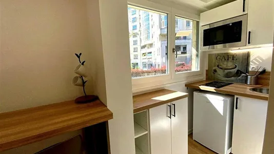 Apartments in Lyon - photo 3