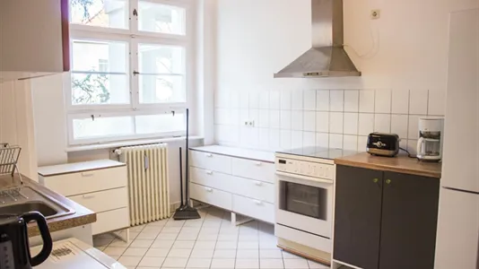 Rooms in Berlin Charlottenburg-Wilmersdorf - photo 8