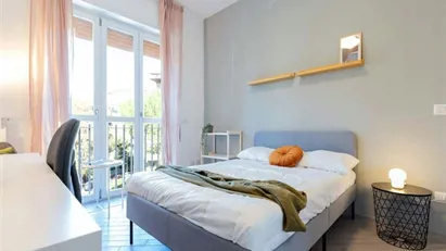 Room for rent in Roma Municipio VII – Appio-Latino/Tuscolano/Cinecittà, Rome