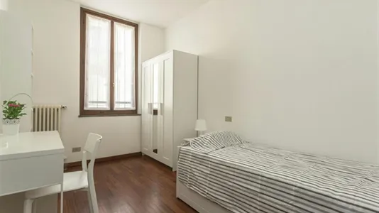 Rooms in Milano Zona 2 - Stazione Centrale, Gorla, Turro, Greco, Crescenzago - photo 1