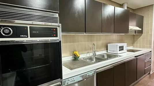Rooms in Madrid Salamanca - photo 2