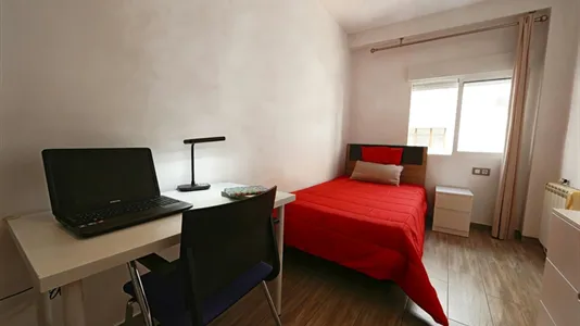 Rooms in Castellón de la Plana/Castelló de la Plana - photo 3