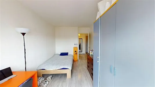 Rooms in Saint-Julien-en-Genevois - photo 5