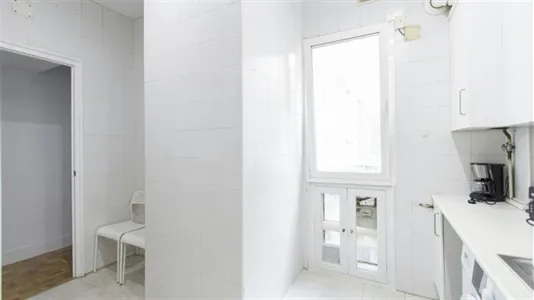 Rooms in Madrid Chamberí - photo 3
