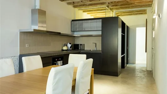 Apartments in Barcelona Ciutat Vella - photo 6