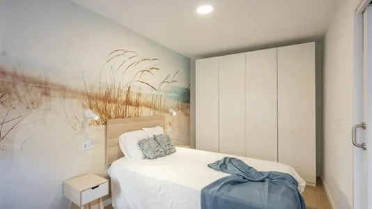 Apartments in Los Claveles - photo 1