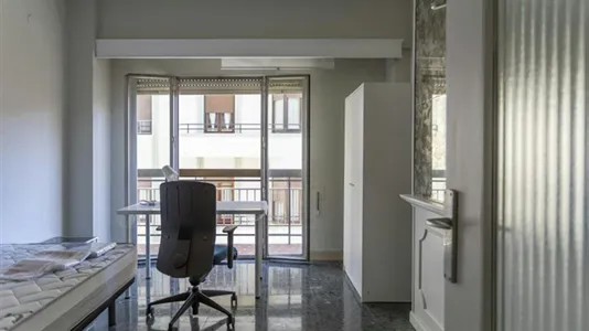 Rooms in Valencia Ciutat Vella - photo 6