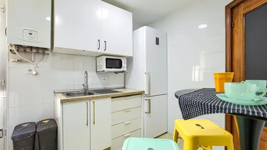 Rooms in Madrid Salamanca - photo 10