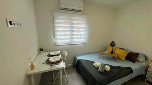 Rooms in Móstoles - photo 1