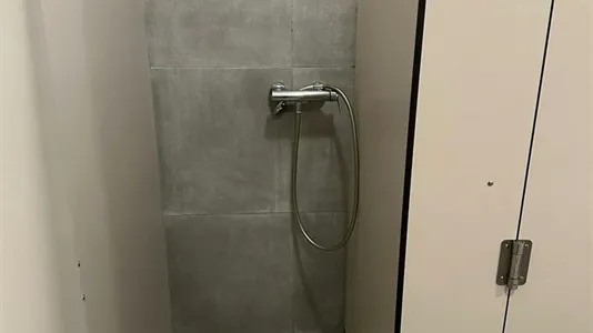 Rooms in Besnica - photo 8