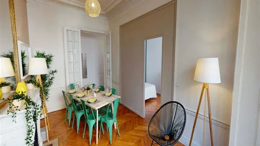 Rooms in Paris 17ème arrondissement - photo 5