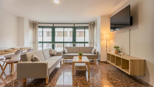 Rooms in Valencia Extramurs - photo 4