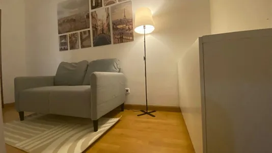 Rooms in Madrid Chamartín - photo 8