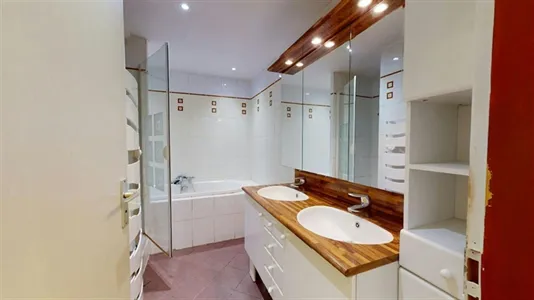 Rooms in Lyon - photo 8