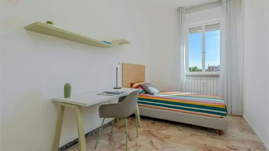 Rooms in Ferrara - photo 4