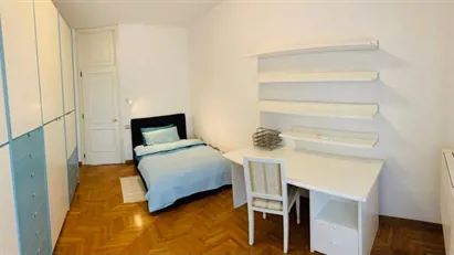 Room for rent in Milano Zona 1 - Centro storico, Milan