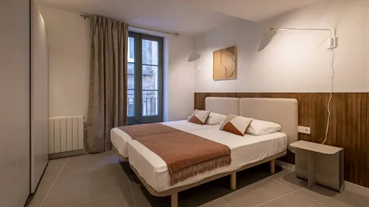 Apartments in Barcelona Ciutat Vella - photo 5