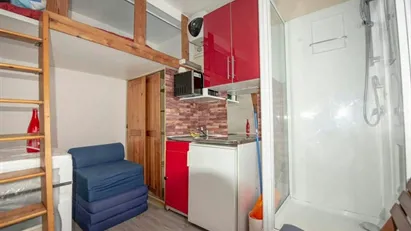 Apartment for rent in Paris 17ème arrondissement, Paris