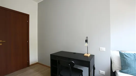 Rooms in Milano Zona 7 - Baggio, De Angeli, San Siro - photo 2