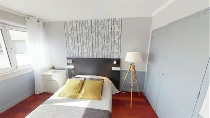 Room for rent in Nanterre, Île-de-France